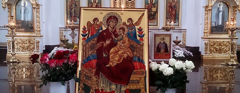 икона Всецарица, икона Пантанасса, чудотворная икона Божией Матери, икона на Афоне, Ватопедская обитель, икона исцеляющая от рака, история иконы Всецарица, старец Иосиф Исихаст