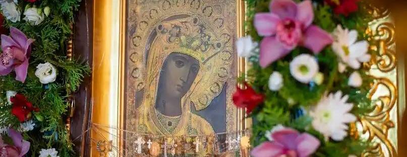 Андрониковская икона Божией Матери, Моневасийская икона Богородицы, Греческая икона Андроника III, чудотворные иконы Богородицы, украденные святыни православия