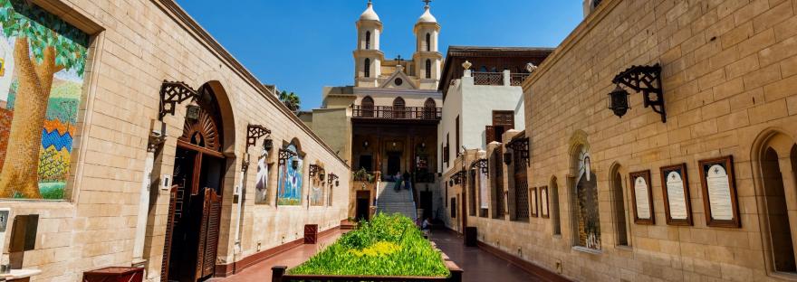 церковь Святой Марии Каир, висячая церковь Каир коптская, христианские храмы Египта, древние церкви Каира,