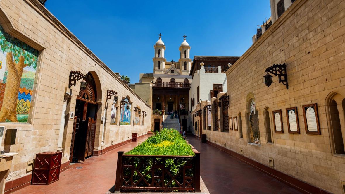 церковь Святой Марии Каир, висячая церковь Каир коптская, христианские храмы Египта, древние церкви Каира,