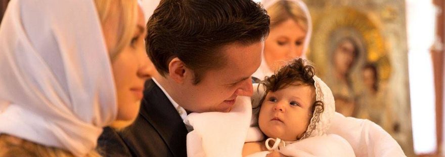 православное учение об отцовстве, роль отца в семье, христианское понимание мужской природы, ответственность мужчины перед Богом, духовное значение отцовства, отец как служение и творчество, семейная иерархия в православной традиции, послушание матери и авторитет отца, христианские ценности воспитания детей, формирование истинных ценностей через семейный пример.