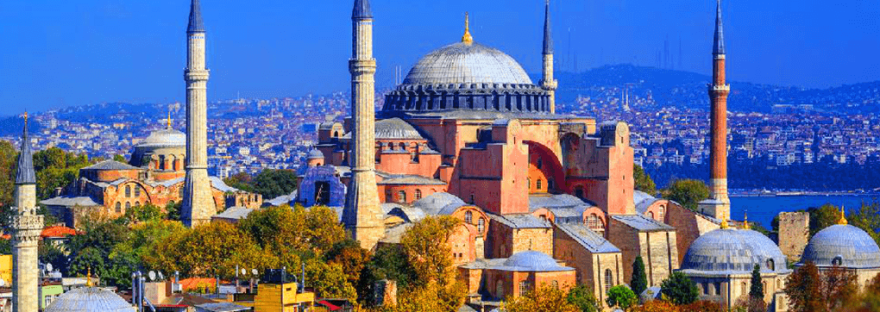 Храм Святой Софии, Айя-София, Стамбул, Византия, Юстиниан I, Премудрость Божия, византийская архитектура, купол Святой Софии, византийские мозаики, превращение в мечеть, султан Мехмед II, история Константинополя, ЮНЕСКО, реставрация Айя-Софии, исламизация храма, культурное наследие Турции