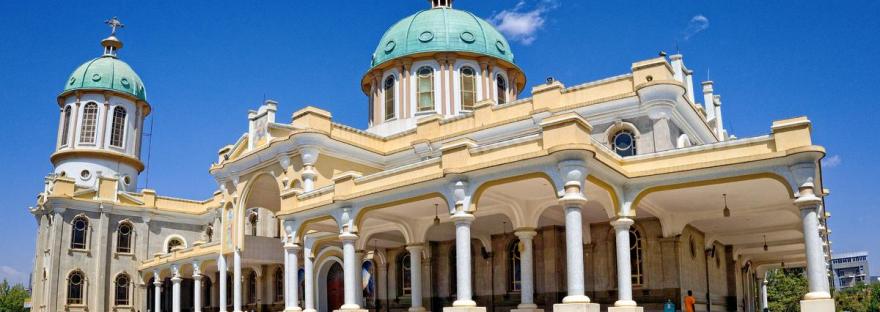 Собор Медхане-Алем, Адис-Абеба, Эфиопия, Африка, православный храм, крупнейший эфиопский собор, архитектура Эфиопии, место паломничества, христианские святыни Эфиопии