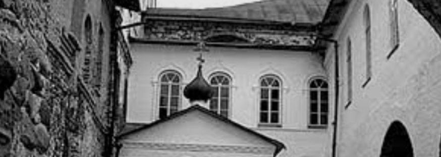 явление Богородицы Соловки 1935, чудо Божией Матери СЛОН, видение Богоматери Преображенский собор Соловецкий, свечение над монастырем Соловки 1935, Богородица с Младенцем Соловецкий лагерь, заступничество Богоматери узникам Соловков, явление Пресвятой Богородицы СССР гонения,