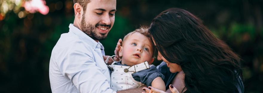 притча старца Паисия о неверном муже, покаяние блудника Паисий Святогорец, мать-героиня спасает семью, история терпения жены и покаяния мужа, блудная жизнь и падение в пропасть Паисий, духовное исцеление калеки покаяние, жена ухаживает за неверным мужем,