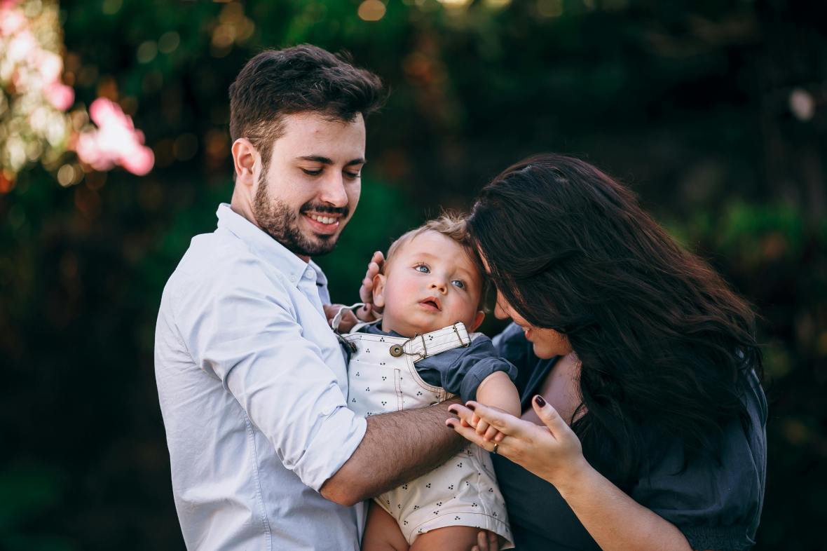 притча старца Паисия о неверном муже, покаяние блудника Паисий Святогорец, мать-героиня спасает семью, история терпения жены и покаяния мужа, блудная жизнь и падение в пропасть Паисий, духовное исцеление калеки покаяние, жена ухаживает за неверным мужем,