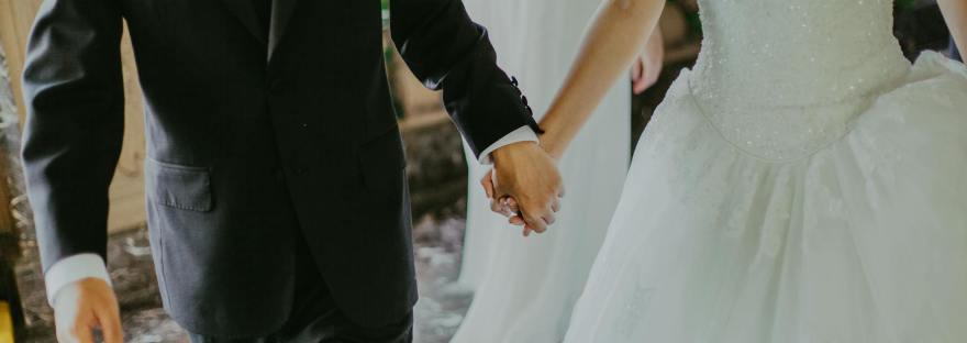 таинство брака православие, таинство брака для детей, чудо в Кане Галилейской брак, венчание в церкви Господь благословляет, семья как брак любовь, объяснение таинства брака Евангелие, Иисус на свадьбе Кана вино,