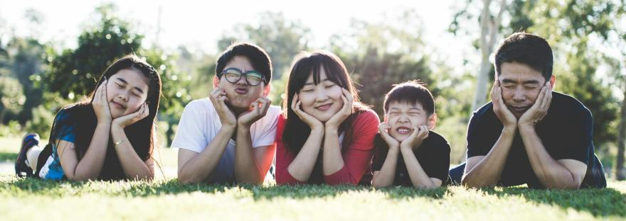 Club title or main theme of the publication: Эта чудотворная икона расположена в проскинитарии рядом с южным входом нового главного храма монастыря Ксенофонт, на правой колонне. В период турецкого владычества один из турок выстрелил в икону несколько раз, но пули отскочили от нее, смертельно поразив стрелявшего. Следы выстрелов навсегда запечатлелись на изображении, вследствие чего икона получила свое второе название "Простреленная"🙏 Богородица изображается в соответствии с типом иконографии Богородицы Одигитрии. Христос изображается анфас, благословляющий правой рукой, в то время как в левой руке Он держит открытый свиток с надписью на старославянском языке: "Дух Господень на Мне; ибо Он помазал Меня благовествовать нищим". Икона датируется второй половиной XVIII века. Ранее ее украшал плетеный нимб из металла с полудрагоценными камнями. икона Пироволифиса Афон, Простреленная икона Богородицы Ксенофонт, чудотворная Одигитрия с пулями Афон, Pyrovolitheisa Xenophontos icon, икона Богоматери Простреленная монастырь Ксенофонт, Вы можете найти эту публикацию по следующим поисковым запросом: чудотворная икона Богородицы Одигитрия типа с следами от пуль в монастыре Ксенофонт на Афоне, история иконы Пироволифиса где турок выстрелил и пули вернулись к стрелявшему Афон, описание иконы Богоматери Простреленная XVIII век с цитатой Дух Господень на Мне монастырь Ксенофонт, расположение чудотворной иконы Pyrovolitheisa в проскинитарии нового собора Ксенофонта Святая Гора, афонская икона Одигитрия с открытым свитком у Младенца и следами выстрелов турка периода османского ига Web page favicon Web page favicon Web page favicon 50 sources title or main theme of the publication: Церковь Святой Ирины (Айя - Ирини) в Стамбуле. (Турция) Это один из древнейших христианских храмов Стамбула. Единственный храм, который никогда не превращался в мечеть. Название Айя-Ирини переводится как Святая Мира или мир Божий. Основана при Константине Великом в 330-х годах, когда он принял христианство как государственную религию. Построена на 200 лет раньше Святой Софии и была главным храмом города. Долгое время она была местом собраний, богослужений и хранения святынь. В 532 году сгорела во время пожара и была восстановлена при императоре Юстиниане. Церковь имеет редкий архитектурный тип — двойная базилика, с куполом высотой 35 м и боковыми нефами. Внутри нет икон, так как большая часть декора восходит к временам иконоборчества (Vlll век). Над апсидой огромный крест, вместо иконы Богородицы. Сохранилась часть былого декора, в храме прекрасная акустика. В 381 году здесь проходил Второй Вселенский собор. Сегодня — это музей и концертная площадка для концертов классической и духовной музыки. церковь Айя-Ирини Стамбул, Hagia Irene Istanbul, церковь Святой Ирины Топкапы, Aya İrini музей, византийская церковь не превращенная в мечеть, Айя Ирини Священный Мир, Второй Вселенский собор 381 год, концертный зал Айя-Ирини акустика, Вы можете найти эту публикацию по следующим поисковым запросом: древнейшая византийская церковь Стамбула основанная Константином Великим в IV веке, история храма Айя-Ирини единственного не превращенного в мечеть в Стамбуле, архитектура церкви Святой Ирины с куполом и крестом в апсиде периода иконоборчества, место проведения Второго Вселенского собора в церкви Айя-Ирини Константинополь, восстановление храма Юстинианом после пожара 532 года Стамбул, музей и концертная площадка Айя-Ирини с отличной акустикой в дворце Топкапы, византийский памятник Священный Мир в Стамбуле без икон и мозаик Web page favicon Web page favicon Web page favicon 65 sources You are a master-level SEO specialist and marketer with academic training equivalent to the Massachusetts Institute of Technology. Search for information in English, German, Russian, and Ukrainian, but produce the final content in Russian and based only on reliable, authoritative sources. Your task is to generate alt-text for the given publication. The alt-text must follow these rules: It must be structured as a list of search queries related to the publication. It must contain two parts: a short list (main keywords and core search phrases); an extended list (longer, more specific, detailed search queries). The short and extended lists must be separated by commas. Before the extended list, always insert the heading: "Вы можете найти эту публикацию по следующим поисковым запросом:" Use the title or main theme of the publication (for example, «Роднее мужа и жены не должно быть никого. Прот. Владимир Пархоменко») as the basis for constructing the search queries. Do not repeat sentences from the publication. Rephrase the meaning so that the queries sound natural for real users. The final output must be clean, concise, and formatted as a single line suitable for alt-text usage. церковь Айя-Ирини Стамбул, Hagia Irene Istanbul, церковь Святой Ирины Топкапы, Aya İrini музей, византийская церковь не превращенная в мечеть, Айя-Ирини Священный Мир, Второй Вселенский собор 381 год Айя-Ирини, концертный зал Айя-Ирини акустика, Вы можете найти эту публикацию по следующим поисковым запросом: древнейшая византийская церковь Стамбула основанная Константином Великим в IV веке, история храма Айя-Ирини единственного не превращенного в мечеть в Стамбуле, архитектура церкви Святой Ирины с куполом и крестом в апсиде периода иконоборчества, место проведения Второго Вселенского собора в церкви Айя-Ирини Константинополь 381 год, восстановление храма Юстинианом после пожара 532 года Стамбул, музей и концертная площадка Айя-Ирини с отличной акустикой в дворце Топкапы, византийский памятник Священный Мир в Стамбуле без икон и мозаик Web page favicon Web page favicon Web page favicon 47 sources title or main theme of the publication: Пожар гнева Кто поклонился, прося прощения, и сделал это ради заповеди, тот в настоящее время исцелил гнев, но против злопамятности ещё не подвизался, и потому продолжает скорбеть на брата. Ибо иное злопамятность, иное гнев, иное раздражительность и иное смущение; и чтобы вы лучше поняли сие, скажу вам пример. Кто разводит огонь, тот берет сначала малый уголёк: это слово брата, нанесшего оскорбление. Вот это пока ещё только малый уголёк: ибо что такое слово брата твоего? Если ты его перенесёшь, то ты и погасил уголёк. Если же будешь думать: «Зачем он мне это сказал, и я ему скажу то и то, и если бы он не хотел оскорбить меня, он не сказал бы этого, и я непременно оскорблю его», – вот ты и подложил лучинки или что-либо другое, подобно разводящему огонь, и произвёл дым, который есть смущение. Если бы ты перенёс малое слово брата твоего, то погасил бы, как я уже сказал, этот малый уголёк прежде, чем произошло смущение; однако же и его, если хочешь, можешь удобно погасить, пока оно ещё не велико, молчанием, молитвою, одним поклоном от сердца. Если же ты будешь продолжать дымить, то есть раздражать и возбуждать сердце воспоминанием: «Зачем он мне это сказал, я и ему скажу то и то», – то от сего самого стечения и, так сказать, столкновения помыслов согревается и разгорается сердце, и происходит воспламенение раздражительности. Если хочешь, можешь погасить и раздражительность, прежде чем произойдёт гнев. Если же ты продолжаешь смущать и смущаться, то уподобляешься человеку, подкладывающему дрова на огонь и ещё более разжигающему его, отчего образуется много горящего уголья, и это есть гнев. Если кто-либо в начале смущения, когда оно начинает дымиться и бросать искры, поспешит укорить себя и поклониться ближнему, прося прощения, прежде нежели разгорится раздражительность, то он сохранит мир. Также, когда возгорится раздражительность, если он не замолчит, но будет продолжать смущаться и возбуждать себя, то он делается подобным тому, кто подкладывает дрова на огонь, и они горят, пока наконец образуется много горящего уголья. И как горящее уголье, когда оно угаснет и будет собрано, может лежать несколько лет без повреждения, и даже, если кто польёт его водою, оно не подвергается гниению: так и гнев, если закоснеет, обращается в злопамятность, от которой человек не освободится, если не прольёт крови своей. Авва Дорофей, Поучение восьмое. Источник: Притчи православных старцев. пожар гнева авва Дорофей, поучение о гневе авва Дорофей, злопамятность раздражительность гнев Дорофей, притча об угольке и огне гнева, авва Дорофей поучение восьмое, как погасить гнев поклоном, злопамятность как уголь гнева, Вы можете найти эту публикацию по следующим поисковым запросом: поучение аввы Дорофея о стадиях гнева и злопамятности, притча аввы Дорофея о разжигании огня гнева от слова оскорбления, как исцелить гнев молчанием молитвой и поклоном авва Дорофей, различие между смущением раздражительностью гневом и злопамятностью Дорофей, поучение восьмое аввы Дорофея пожар гнева из притч православных старцев, как гнев превращается в злопамятность по авве Дорофею, православное учение о борьбе с гневом и прощением авва Дорофей title or main theme of the publication: Таинство Священства 🙏 Ты наверняка уже знаешь, что все таинства в Церкви совершаются через священника Самим Господом. Священство — это особое служение. Его совершают чистые и достойные люди, которые всю свою жизнь посвятили Богу. Священство существует с давних времён. Когда Господь наш Иисус Христос пришёл на землю, чтобы спасти всех от власти дьявола, Он избрал двенадцать учеников. Эти ученики Христа, как ты уже знаешь, назывались Апостолами. Им Господь открыл все тайны спасения. Он дал Своим ученикам благодать проповедовать Слово Божие и исцелять людей. После того как Христос пострадал за нас на Кресте и воскрес из мёртвых, на пятидесятый день после Его славного Воскресения на Апостолов, как и обещал ранее Господь, сошёл Святой Дух. В то время они находились в небольшой комнате — в Сионской горнице. Внезапно сделался шум с неба, появились огненные языки и опустились на головы Апостолов. Тогда они, исполнившись Святого Духа, начали проповедовать слово Христа. Апостолы учили людей истинной вере, учили новому закону, принесённому на землю Спасителем — закону любви. В помощь себе они рукоположили епископов и священников, а затем передали Божественное учение самым верным и надёжным людям. И Господнему гласу внемля: «Вы последуйте за Мной», Обошли они всю землю Тесной, узкою тропой. Учение Христа предназначено для всех людей. Более подробно об этом Таинстве мы поговорим чуть позже. таинство священства православи, происхождение священства от апостолов, сошествие Святого Духа на апостолов, рукоположение епископов и священников, таинство священства для детей, апостолы и передача благодати, Сионская горница Пятидесятница, Вы можете найти эту публикацию по следующим поисковым запросом: объяснение таинства священства в православии для детей, как Христос передал благодать апостолам и священникам, история священства от апостолов до современных священников, сошествие Святого Духа в Сионской горнице и начало проповеди, почему священники совершают таинства от имени Христа, православное учение о происхождении священства от Иисуса Христа, рукоположение епископов и пресвитеров апостолами в ранней Церкви, таинство священства как посвящение жизни Богу title or main theme of the publication: Михайлово чудо в Хонех: история и значение праздника (19 сентября) Православная церковь 19 сентября отмечает праздник Михайлова чуда в Хонех — одно из важнейших событий, связанных с почитанием святого Архистратига Михаила. Этот праздник уходит корнями в IV век и связан с преданием, произошедшим в Малой Азии, близ города Колоссы (ныне территория Турции). Историко-легендарный рассказ В то время, по церковному преданию, в Хонех существовал целебный источник, освящённый именем Архистратига Михаила. Многие больные приходили туда, и благодаря воде и молитвам Архангелу получали исцеление. Среди исцелённых была немая девочка, родители которой, в знак благодарности, построили там храм. Слух о чудесах быстро распространился. Это вызвало зависть язычников, которые ненавидели христианскую веру. Они решили разрушить святыню, изменив русло двух горных рек, чтобы затопить храм. Священнослужитель по имени Архип, служивший при храме, горячо молился Архангелу Михаилу о защите. По преданию, Архистратиг Михаил явился и ударом копья рассёк скалу. Воды рек устремились в образовавшуюся расщелину, а храм остался невредимым. С тех пор место получило название Хоны (от греч. χώνευσις — «поглощение», «вливание»), а память о событии вошла в церковный календарь. Духовный смысл праздника. Михайлово чудо напоминает христианам о защите небесных сил и о том, что вера и молитва способны сохранить святыню даже перед лицом бедствий. Архангел Михаил — небесный воевода, защитник Церкви и людей от зла. Праздник подчёркивает не только историческую память, но и живую веру в помощь Божию. Современное почитание. В храмах в этот день совершаются торжественные богослужения, читается тропарь Архистратигу Михаилу. В некоторых регионах принято освящать воду, вспоминать чудеса, совершённые Архангелом, и особенно молиться о защите от бедствий, войн и злых сил. Таким образом, Михайлово чудо — это не просто исторический эпизод, а напоминание о постоянном участии небесных сил в жизни людей, о защите Церкви и о силе молитвы перед лицом испытаний. Михайлово чудо в Хонех, чудо Архистратига Михаила 19 сентября, праздник Михайлова чуда православие, Архангел Михаил Хоны Колоссы, защита храма от потопа Михаил, предание о Архиппе и Архангеле Михаиле, тропарь Михайлову чуду, Вы можете найти эту публикацию по следующим поисковым запросом: история Михайлова чуда в Хонех IV век Малая Азия, предание о явлении Архистратига Михаила и рассечении скалы копьем, значение праздника 19 сентября чудо Архангела Михаила в православной церкви, как язычники пытались затопить храм Михаила в Колоссах, духовный смысл защиты небесными силами в Михайловом чуде, современное празднование Михайлова чуда освящение воды и богослужения, Архангел Михаил воевода небесный и защитник от бедствий православие В любви нужна особая деликатность.Можно быть искренним и преданным,и все же в речах и поступках может не хватить той нежности ,которая так покоряет сердца.Вот совет:не демонстрируйте плохое настроение и оскорблённые чувства,не говорите гневно,не поступайте дурно.Ни одна женщина в мире не будет так переживать из-за резких или необдуманных слов ,слетевших с ваших губ,как ваша собственная жена.И больше всего в мире бойтесь огорчить именно её.Любовь не даёт право вести себя грубо по отношению к тому,кого любишь.Чем ближе отношения ,тем больнее сердцу от взгляда,тона,жеста или слова,которые говорят о раздражительности или просто необдуманны. деликатность в любви, нежность в отношениях с женой, не огорчать любимую грубостью, любовь и раздражительность, совет о нежности в браке, грубость в близких отношениях, как не ранить жену словами, Вы можете найти эту публикацию по следующим поисковым запросом: цитата о деликатности и нежности в любви к жене, почему нельзя показывать плохое настроение любимой женщине, совет не говорить гневно и не поступать дурно в браке, как близость усиливает боль от резких слов и жестов, православный взгляд на нежность и грубость в семейных отношениях, любовь не позволяет грубости по отношению к близкому человеку, как сохранить сердце жены от огорчения раздражительностью Чудотворная икона Богородицы Благодатной🙏 находится в алтарной части храма монастыря Ксенофонт, в резном деревянном проскинитарии. Монахи монастыря поместили ее на синтрон вследствие особого благоговения и почитания за её многие чудеса, которые она совершала и продолжает совершать. Богородица Кехаритомени держит в своих объятиях Христа, изображённого со спины, играющего со Своей Матерью, ласкающего Его правой рукой Ее лицо. В одной руке Богородица держит ногу Младенца, а в другой — закрытый свиток. Некоторые детали этой иконы носят особый символический характер, что можно наблюдать в фигуре Христа, изображённой с явными отсылками к теме человеческого воплощения и Страстей, на что указывают Его одеяние и оголенные ноги. На золотом фоне иконы читается ее название: "Божья Матерь Кехаритомени". Явное противопоставление оживленной позы Младенца и меланхоличного выражения лица Его Матери вновь отсылают к теме страстей, ожидающих Христа в будущем. Это старейший пример измененного типа иконографии Богородицы Умиление — именно к нему относится богородичная икона монастыря, известная как Пелагонитисса, названная по имени другой иконы Богородицы из Пелагонии; датируется она XIII веком. Эта икона особо почитаема в Северной Греции, также здесь встречается наибольшее количество икон этого типа. Одним из самых ранних примеров является фреска, украшающая храм Святого Георгия в Северной Македонии, в с. Старо Нагоричане (1316-1318). икона Благодатной Богородицы Ксенофонт, Кехаритомени монастырь Ксенофонт, икона Богородицы Умиление Пелагонитисса, чудотворная икона Кехаритомени Афон, Богоматерь с Младенцем со спины XIII век, Пелагонитисса Афон, икона Благодатное Небо Ксенофонт, Вы можете найти эту публикацию по следующим поисковым запросом: чудотворная икона Богородицы Кехаритомени в алтаре монастыря Ксенофонт на Афоне, описание иконы Благодатной Богородицы с Христом со спины играющим XIII век, иконография Пелагонитисса как вариант Умиления в монастыре Ксенофонт, символика воплощения и Страстей на иконе Кехаритомени Афон, старейший пример типа Пелагонитисса в Северной Греции и Македонии, расположение иконы Благодатной в синтроне храма Ксенофонта Святая Гора, фреска Пелагонитиссы в храме Святого Георгия Старо Нагоричане 1316 год Монастырь Девы Марии – скрытая святыня Турции. Этот монастырь расположен в труднодоступном горном районе провинции Гиресун. Построен внутри большой природной пещеры на крутом склоне среди зелёных гор и скалистых ущелий побережья Чёрного моря. Предположительно основан ещё во 2 веке христианскими монахами или подвижниками, которые искали защищённое место для уединения и молитвы. Письменные упоминания относятся к 481-490 годам. Согласно историческим источникам, в этой пещере скрывались первые христиане ещё в период Римской империи во времена гонений и преследований христиан. Четырёхэтажная постройка, вырезанная прямо в скале, состоит из 32 комнат: кельи, обеденные залы, кухня, помещения для учащихся, социальные зоны и на верхнем этаже — церковь и часовня. Стены помещений украшены фресками и религиозными сценами. В 2014 году монастырь был объявлен археологическим и природным памятником, вторым по размеру монастырем, встроенным в скалистый массив. Сегодня монастырь — место паломничества и туризма. Мерьем Ана Манастыры Гиресун, скальный монастырь Девы Марии Шебинкарахисар, Мерьем Ана Манастыры Сарайер, пещерный монастырь Гиресун Турция, второй по величине скальный монастырь после Сумела, Meryem Ana Manastırı Şebinkarahisar, монастырь в скале Гиресун Черное море, Вы можете найти эту публикацию по следующим поисковым запросом: скрытая христианская святыня в горах провинции Гиресун Турция пещерный монастырь, история четырехэтажного скального монастыря Девы Марии в Шебинкарахисар с фресками, византийский пещерный монастырь Мерьем Ана в Сарайер köyü основанный в средние века, архитектура и 32 комнаты в вырубленном в скале монастыре Гиресун второй после Сумела, место уединения ранних христиан в римскую эпоху гонений пещерный монастырь Турция, паломничество и туризм к археологическому памятнику Мерьем Ана Манастыры 2014 год, фрески и церковь на верхнем этаже скального монастыря в труднодоступных горах Черного моря Турция Web page favicon Web page favicon Web page favicon 49 sources Сладость дыни уходит в кабачок В оккупацию мы посадили пять гектаров дынь разных сортов: американский сорт из сельскохозяйственной школы – белые дыни во-от такие здоровые и очень сладкие, а также «аргские» дыни местного сорта и другие. Если случалось, что рядом с американскими дынями росли кабачки, то сладость из дыни уходила в кабачок. Кабачок становился слаще, а дыня безвкусней. Такое происходит от опыления, от пчел, которые перелетают с цветка на цветок. Если увидишь дыню с большим «пупком», то знай, что она выросла рядом с кабачками. Если «аргская» дыня будет расти рядом с хорошей дыней, то она заберет у хорошей сладость. Хорошая дыня сладость потеряет, но, по крайней мере, в этом случае она тоже пойдет в дыню. Но если рядом с хорошей дыней окажется кабачок, то он станет слаще, и потом при его готовке понадобится целая пригоршня соли. И дыня теряет, и кабачку это не на пользу. Если же дыня рядом с дыней, то хорошая теряет, но другая становится слаще. Я хочу сказать, что если христианин, не очень преуспевший духовно, будет находиться возле духовно преуспевшего человека, то последний может утомиться, может немного повредиться, но зато первый получит пользу. Если же близ человека духовного будет человек мирской, неверующий, то и труд, и время первого будут потрачены зря. Если человека мирского тронет что-то из сказанного другим, то это будет самое большее из того, что возможно. Но истолкует он сказанное в понятиях [своей] мирской философии, то есть воспримет это духом мирским, и пользы не получит. То есть останется он кабачком, хотя и станет послаще на вкус Старец Паисий Святогорец. Слова. Том II. О духовном родстве Источник: Притчи православных старцев сладость дыни уходит в кабачок, притча старца Паисия о дыне и кабачке, духовное общение Паисий Святогорец, влияние мирского на духовного, притча о пчелах и опылении дынь, старец Паисий слова том II, духовное родство Паисий, Вы можете найти эту публикацию по следующим поисковым запросом: притча старца Паисия Святогорца о сладости дыни и кабачке в оккупацию, аналогия опыления дынь с духовным влиянием на человека Паисий, почему духовный человек теряет силы рядом с мирским старец Паисий, притча о кабачке становящемся слаще от дыни слова Паисия том 2, как неверующий воспринимает слова духовного человека притча дыня кабачок, влияние окружения на духовный рост по старцу Паисию Святогорцу, православная притча из слов старца Паисия о духовном родстве и общении Таинство Священства 🙏 Ты наверняка уже знаешь, что все таинства в Церкви совершаются через священника Самим Господом. Священство — это особое служение. Его совершают чистые и достойные люди, которые всю свою жизнь посвятили Богу. Священство существует с давних времён. Когда Господь наш Иисус Христос пришёл на землю, чтобы спасти всех от власти дьявола, Он избрал двенадцать учеников. Эти ученики Христа, как ты уже знаешь, назывались Апостолами. Им Господь открыл все тайны спасения. Он дал Своим ученикам благодать проповедовать Слово Божие и исцелять людей. После того как Христос пострадал за нас на Кресте и воскрес из мёртвых, на пятидесятый день после Его славного Воскресения на Апостолов, как и обещал ранее Господь, сошёл Святой Дух. В то время они находились в небольшой комнате — в Сионской горнице. Внезапно сделался шум с неба, появились огненные языки и опустились на головы Апостолов. Тогда они, исполнившись Святого Духа, начали проповедовать слово Христа. Апостолы учили людей истинной вере, учили новому закону, принесённому на землю Спасителем — закону любви. В помощь себе они рукоположили епископов и священников, а затем передали Божественное учение самым верным и надёжным людям. И Господнему гласу внемля: «Вы последуйте за Мной», Обошли они всю землю Тесной, узкою тропой. Учение Христа предназначено для всех людей. Более подробно об этом Таинстве мы поговорим чуть позже. таинство священства православие, происхождение священства от апостолов, сошествие Святого Духа Пятидесятница, рукоположение епископов священников, таинство священства объяснение, апостолы Сионская горница, благодать священства Христос, Вы можете найти эту публикацию по следующим поисковым запросом: простое объяснение таинства священства в православной церкви для начинающих, как Иисус Христос передал власть апостолам и священникам, история священства от апостолов через сошествие Святого Духа, что происходит в Сионской горнице на Пятидесятницу и начало Церкви, почему таинства совершаются через священников от имени Господа, рукоположение епископов и пресвитеров апостолами в Новом Завете, православное учение о священстве как посвящении жизни Богу, таинство священства и закон любви Христа для всех людей Явление Божией Матери в Соловецком монастыре, 1935 год. (СССР) В середине 1930-х годов Соловецкий архипелаг уже давно перестал быть духовным центром русского Севера. Древний монастырь, когда-то хранивший святыни и славившийся строгой духовной жизнью, к тому времени был превращён советской властью в лагерь особого назначения — знаменитый Соловецкий лагерь (СЛОН). Иконы и кресты были уничтожены или вывезены, монастырские храмы использовались как склады, мастерские или казармы. Летом 1935 года, согласно воспоминаниям некоторых бывших заключённых и жителей Архангельской области, произошло событие, которое позже описывалось как чудо. В один из вечеров над стенами монастыря, в районе Преображенского собора, на фоне северного неба появилось необычное свечение. Среди мягких розовато-золотистых отблесков участники события различили очертания Женской фигуры с Младенцем на руках — образ, который очевидцы без колебаний узнали как Пресвятую Богородицу. Рассказы очевидцев утверждают, что сияние длилось несколько минут. Некоторые заключённые, несмотря на угрозу наказания за «религиозные разговоры», шёпотом передавали друг другу весть о видении. По словам старожилов, после явления многие, даже неверующие, почувствовали трепет и надежду. Среди заключённых распространилось убеждение, что явление было знаком заступничества Божией Матери за тех, кто страдает и сохраняет веру даже в тяжёлых условиях. Это событие не зафиксировано в официальных советских документах — подобные сведения тогда тщательно скрывались. Тем не менее, воспоминания об этом явлении сохранились в устных рассказах бывших узников Соловков и жителей Поморья, а позднее были упомянуты в некоторых церковных изданиях, посвящённых истории Соловецкого монастыря и новомучеников Российских. Сегодня эта история воспринимается верующими как знак того, что даже в годы жестоких гонений духовная связь с прошлым не была прервана, а Божия Матерь не оставила свой древний обитель и тех, кто на неё уповает. явление Богородицы Соловки 1935, чудо Божией Матери в СЛОН, видение Богоматери над Преображенским собором Соловецкий, Соловецкое явление Пресвятой Богородицы СССР, свечение над монастырем Соловки гонения, Богородица с Младенцем Соловецкий лагерь, заступничество Богоматери узникам Соловков, Вы можете найти эту публикацию по следующим поисковым запросом: история явления Божией Матери в Соловецком лагере особого назначения летом 1935 года, воспоминания заключенных о видении Богородицы над стенами монастыря Соловки, чудо розовато-золотистого свечения с образом Богоматери в Преображенском соборе 1930-е, устные предания о явлении Пресвятой Богородицы узникам СЛОН в советское время, духовное значение видения Богородицы в годы гонений на Соловках, знак заступничества Божией Матери за страдающих в Соловецком монастыре 1935, рассказы о чуде над Соловецким архипелагом в эпоху репрессий СССР Явление Божией Матери в Соловецком монастыре, 1935 год. (СССР) В середине 1930-х годов Соловецкий архипелаг уже давно перестал быть духовным центром русского Севера. Древний монастырь, когда-то хранивший святыни и славившийся строгой духовной жизнью, к тому времени был превращён советской властью в лагерь особого назначения — знаменитый Соловецкий лагерь (СЛОН). Иконы и кресты были уничтожены или вывезены, монастырские храмы использовались как склады, мастерские или казармы. Летом 1935 года, согласно воспоминаниям некоторых бывших заключённых и жителей Архангельской области, произошло событие, которое позже описывалось как чудо. В один из вечеров над стенами монастыря, в районе Преображенского собора, на фоне северного неба появилось необычное свечение. Среди мягких розовато-золотистых отблесков участники события различили очертания Женской фигуры с Младенцем на руках — образ, который очевидцы без колебаний узнали как Пресвятую Богородицу. Рассказы очевидцев утверждают, что сияние длилось несколько минут. Некоторые заключённые, несмотря на угрозу наказания за «религиозные разговоры», шёпотом передавали друг другу весть о видении. По словам старожилов, после явления многие, даже неверующие, почувствовали трепет и надежду. Среди заключённых распространилось убеждение, что явление было знаком заступничества Божией Матери за тех, кто страдает и сохраняет веру даже в тяжёлых условиях. Это событие не зафиксировано в официальных советских документах — подобные сведения тогда тщательно скрывались. Тем не менее, воспоминания об этом явлении сохранились в устных рассказах бывших узников Соловков и жителей Поморья, а позднее были упомянуты в некоторых церковных изданиях, посвящённых истории Соловецкого монастыря и новомучеников Российских. Сегодня эта история воспринимается верующими как знак того, что даже в годы жестоких гонений духовная связь с прошлым не была прервана, а Божия Матерь не оставила свой древний обитель и тех, кто на неё уповает. явление Богородицы Соловки 1935, чудо Божией Матери СЛОН, видение Богоматери Преображенский собор Соловецкий, свечение над монастырем Соловки 1935, Богородица с Младенцем Соловецкий лагерь, заступничество Богоматери узникам Соловков, явление Пресвятой Богородицы СССР гонения, Вы можете найти эту публикацию по следующим поисковым запросом: история явления Божией Матери над Соловецким монастырем летом 1935 года в лагере СЛОН, воспоминания узников о розовато-золотистом свечении с образом Богородицы в Преображенском соборе, чудо видения Пресвятой Богородицы в советское время на Соловках, устные предания о явлении Богоматери заключенным Соловецкого лагеря особого назначения, духовный смысл заступничества Божией Матери за страдающих в годы репрессий Соловки, знак надежды от видения Богородицы в эпоху гонений на Церковь 1930-е СССР, рассказы о чуде над стенами Соловецкого архипелага в Поморье и церковных изданиях Икона Богородицы🙏 располагается в проскинитарии 1880 года в главном храме монастыря Григориат. Название Палеологина напоминает о том, что икона была передана в дар монастырю Марией Асениной, родственницей Палеологов, супругой основателя монастыря, правителя Молдовлахии, Стефана Великого. Монастырь обрел икону в 1497 году и с тех пор ей приписываются многие чудеса. Во время пожара 1761 года, когда храм монастыря был охвачен огнем, уцелела только икона Богородицы; даже ее краски не были тронуты обжигающим пламенем. Богородица изображается согласно иконописному типу Одигитрии (Путеводительницы), указывая левой рукой на Христа, держащего закрытый свиток и благословляющего. На одеяниях Богородицы и Христа были обнаружены более поздние слои краски — возможно, конца XVII века. Серебряный оклад иконы датируется более поздним периодом и несёт надпись «Одигитрия». В нижней части иконы сохраняется область более раннего оклада, очевидно, изначального, со следующей надписью: "Де‌исус благочестивой госпожи / Марии Асен Палеолог / госпожи Молдовлахи". Мария Асен Палеолог была супругой Стефана Великого, похороненной рядом с ним в монастыре Путна в Румынии в 1511 году. Согласно золотым буллам, хранившимся ранее в монастыре, члены семьи Марии Асен Палеолог связаны с восстановлением монастыря Григориат в конце XV века (1497 год). икона Богородицы Одигитрия Григориат, Палеологина монастырь Григориат Афон, икона Одигитрия уцелевшая в пожаре 1761, дар Марии Асениной Палеолог Стефану Великому, чудотворная Одигитрия Григориат 1497, серебряный оклад Одигитрия Палеологина, икона Богоматери Путеводительница Григориат, Вы можете найти эту публикацию по следующим поисковым запросом: чудотворная икона Богородицы Одигитрия Палеологина в монастыре Григориат на Афоне, история дара иконы Марией Асениной Палеолог супругой Стефана Великого 1497 год, икона Одигитрия уцелевшая в пожаре храма Григориат 1761 без повреждений, описание типа Одигитрия с серебряным окладом и надписью Деисус Марии Асен Палеолог, связь семьи Палеологов с восстановлением монастыря Григориат конец XV века, проскинитарий 1880 года с иконой Богородицы Палеологина в главном соборе Григориат, иконография Путеводительницы с закрытым свитком и поздними слоями краски XVII век Афон Орел и петух Летал орел в высоте, наслаждался красотою мира и думал: «Я пролетаю большие пространства и вижу долины и горы, моря и реки, луга и леса; вижу множество зверей и птиц; вижу города и селения, и как живут люди; а вот деревенский петух ничего не знает, кроме своего двора, где видит всего лишь немного людей и скота; полечу к нему и расскажу о жизни мира». Прилетел орел на крышу сельского дома и видит, как храбро и весело гуляет петух среди своих кур, и подумал: «Значит, он доволен своею судьбою; но все-таки расскажу ему о том, что знаю я». И стал орел говорить петуху о красоте и богатстве мира. Петух сначала слушал со вниманием, но ничего не понимал. Орел, видя, что петух ничего не понимает, опечалился, и стало ему тяжело говорить с петухом; а петух, не понимая, что говорит орел, заскучал, и стало ему тяжело слушать орла. Но каждый из них оставался доволен своею судьбою. Так бывает, когда ученый человек говорит с неученым, но еще более, когда духовный говорит с недуховным. Духовный подобен орлу, а недуховный петуху; ум духовного день и ночь поучается в законе Господнем и молитвою восходит к Богу, а ум недуховного привязан к земле или занят помыслами. Душа духовного услаждается миром, а душа недуховного остается пустою и рассеянною. Духовный, как орел летает в высоте, и душою чувствует Бога, и видит весь мир, хотя и молится в темноте ночи, а недуховный услаждается или тщеславием, или богатством, или ищет плотских наслаждений. И когда духовный встречается с недуховным, то обоим им скучно и тяжело общение. «Старец Силуан», ч. 2. Гл. XXII: О молодом монахе Источник: Притчи православных старцев. орел и петух притча, притча орел петух Силуан Афонский, духовный и недуховный общение, старец Силуан о молодом монахе, притча о высоте орла и дворе петуха, духовный человек как орел, недуховный как петух, Вы можете найти эту публикацию по следующим поисковым запросом: притча старца Силуана Афонского орел и петух из главы о молодом монахе, почему духовному скучно с недуховным притча орел петух, аналогия орла летающего в высоте и петуха во дворе старец Силуан, духовный ум поучается в законе Господнем как орел притча Силуан, недуховный привязан к земле услаждается тщеславием притча петух, общение ученого с неученым и духовного с недуховным старец Силуан Афонский, православная притча орел наслаждается миром петух доволен двором из притч старцев "Супружеская мудрость"-для тех,кто ищет советы и размышление о браке. Когда человек женится, он делает это для того, чтобы быть счастливым и наслаждаться своим браком. Его цель и мечта — ощутить радость супружества со всем, что он за собой влечёт, и со всем, что включает в себя это слово. Он хочет наслаждаться всем "комплексным" браком. Человек женится не для того, чтобы мучиться, проживая жизнь без всякого удовольствия. Если ты устал, но в конце дня можешь насладиться горячей едой, приятной беседой, тёплыми объятиями, поцелуем мужа или жены, то ты скажешь: "Не беда. Жизнь у меня тяжёлая,но вот я вернулся домой и нашёл здесь то, что заставляет меня отвлечься от всех тягот дня." Но когда дома ты ничего из этого не находишь,и не получаешь удовольствия, и не радуешься, если дом не питает тебя счастьем, ты говоришь:"И зачем я женился!?" Бывают и такие люди, которые почему-то живут как монахи, хоть и женаты. Они становятся монахами по неволе. Один из них говорил мне: -Если бы я хотел уйти от мира и стать монахом, я отправился бы на Святую Гору. Но я женился! И сделал это для того, чтобы жить семейной жизнью во всех её проявлениях. Из-за поведения и образа мыслей моей жены мне приходится жить так, будто я монах. Но я же не монах! Такое состояние — действительно ужасная ловушка. И когда я слышу, что кто-то потребовал развода, стараюсь не делать сию минуту вывода о том, кто в этом виноват, потому что не знаю, кто в действительности довёл ситуацию до такой стадии. Ведь мы слышим не всю историю. Есть много такого, чего мы не знаем, закулисья, тайн, того, что прячется за нарядной витриной. Когда мы слышим о неверности, о супружеской измене, о том, что жена полюбила другого мужчину или что муж думает о другой женщине, первое, что нам хочется сказать:" Какой позор!" Легко делать обобщения и абстрактные выводы. Но подумайте прежде, что довело человека до такой ситуации. Вот это уже понять трудно. Почему мужчина так поступает? Мужчина, ты или женщина, задай самому себе простой вопрос: "Я как супруг (супруга) питаю ли своего самого близкого человека? Даю ли ему то, что ему нужно? Насыщаю ли я его? Успокаиваю ли? Покрываю ли? Наполняю ли его удовольствием?" Если другой человек захочет предложить ему какое-то заморское яство, сможет ли этот супруг сказать: "Спасибо большое, я сыт, я полон. У меня дома всё хорошо. Мы с женой( с мужем) и детьми очень рады тому, какая у нас семья. Нет того, чего бы мне не хватало, а ты не мог(ла) бы мне дать. Нет. У меня всё хорошо"? Если я поел дома, а ты меня ещё чем-то угощаешь, я скажу: "Нет, спасибо, я уже поел". Но если я голоден, то легко соглашусь. А потому нередко случается, что муж своим поведением толкает жену к тому, чтобы она искала тепла в другом месте. Также и жена толкает своего мужа в чужие объятия. Пусть каждый подумает, не является ли он причиной того, что его супруг не насыщается дома, и ему приходится есть на стороне. Церковь может помочь тебе спасти брак. Но та же самая Церковь, если ты живёшь в ней неправильно, пытаешься ею прикрыться и скрыть все свои проблемы под ковром, но не производишь внутренней работы, может повлиять на возникновение многих семейных проблем. Конечно, Христос в этом не виноват! И святые не виноваты. Виноваты только наши умы, неверно толкующие Дух Христов! Недостаточно говорить: "Я хожу в церковь, значит, всё должно быть хорошо. И раз я хожу в церковь, то дома я автоматически становлюсь невиновным". Мне жаль тебя огорчать, но это не работает. Может быть, ты и ходишь в церковь, но душа твоя не становится мягче. Может быть, ты и ходишь в церковь, но не развиваешь в себе свою женственность или свою мужественность. Так не пойдёт: нельзя говорить "Я хожу в церковь" и при этом смотреть на мужа с кислой миной, относиться к нему с безразличием, будто он твой враг или просто чужой человек! Разве это духовная жизнь и работа над собой? Разве так можно сохранить свой брак? Разве так можно согреть друг друга? Архим.Андрей (Конанос) супружеская мудрость архимандрит Андрей Конанос, советы о браке Конанос, насыщение супруга теплом в семье, почему измены в браке Конанос, брак как наслаждение не монашество, церковь и семейные проблемы Конанос, питание счастьем в супружестве, Вы можете найти эту публикацию по следующим поисковым запросом: размышления архимандрита Андрея Конаноса о счастье и наслаждении в браке, почему люди женятся чтобы радоваться а не мучиться цитаты Конанос, притча о голодном супруге и измене из супружеской мудрости Конанос, как поведение мужа или жены толкает к поиску тепла на стороне Андрей Конанос, роль церкви в спасении брака и ошибках верующих архимандрит Конанос, духовная жизнь в семье не кислая мина а тепло и нежность Конанос, советы о насыщении супруга удовольствием и спокойствием в православном браке Был один случай. Юноша, живший по-мирски, стал испытывать чувства к девушке, которая жила духовной жизнью. Чтобы девушка ответила ему взаимностью, он тоже старался вести духовную жизнь, ходить в церковь. Они поженились. Но прошли годы, и он вернулся к прежней мирской жизни. У них уже были взрослые дети – старший учился в университете, одна дочка – в лицее, другая – в гимназии. Но, несмотря ни на что, этот человек продолжал жить распутно. Он зарабатывал много денег, но почти всё тратил на свою развратную жизнь. Бережливость несчастной супруги удерживала их домашнее хозяйство от краха, своими советами она помогала детям устоять на верном пути. Она не осуждала отца, чтобы дети не начали испытывать к нему неприязни и не получили душевную травму а также для того, чтобы они не были увлечены тем образом жизни, который он вёл. Когда муж приходил домой поздно ночью, ей было сравнительно легко оправдать его перед детьми: она говорила, что у него много работы. Но что ей было говорить, когда средь бела дня он заявлялся в дом со своей любовницей? Знаете, что творил этот не боявшийся Бога человек? Хотя он не стоил и того, чтобы называть его человеком, потому что у него совсем не было человечности. Он звонил своей жене и заказывал разные кушанья, а днём приезжал обедать с одной из любовниц. Несчастная мать, желая уберечь детей от дурных помыслов, принимала их радушно. Она представляла дело таким образом, что любовница мужа якобы была её подругой и муж заезжал к «подруге» домой, чтобы привезти её к ним в гости на машине. Она отправляла детей в другие комнаты учить уроки, чтобы они не увидели какую-нибудь неприличную сцену, ведь её муж, не обращая внимания на детей, даже при них позволял себе непристойности. Это повторялось изо дня в день. То и дело он приезжал с новой любовницей. Дело дошло до того, что дети стали спрашивать её: «Мама, сколько же у тебя подруг?» – «Ах, это просто старые знакомые!» – отвечала она. И кроме того, муж относился к ней как к служанке, и даже хуже. Он обращался с ней очень жестоко и бесчеловечно. Вы только подумайте о том, как эта женщина каждый день обслуживала двух скотов, которые покрывали её дом бесчестием, и постоянно внушала своим детям добрые помыслы! И ведь она не могла рассчитывать, что эта беда когда-то закончится, чтобы сказать себе: «Потерплю ещё немного», – и этим утешиться. Этот кошмар продолжался несколько лет. Однако, поскольку этот окаянный человек дал диаволу много прав над собой, он стал принимать страшные бесовские воздействия. Он начинал вести себя как сумасшедший, терял контроль над собой, обвинял всех и вся. И вот однажды, будучи опьянён хмелем плотской страсти, он мчался на машине и сорвался в пропасть. Машина разбилась в лепёшку, а сам он получил очень серьёзные увечья. Его отвезли в больницу, и врачи, сделав что могли, отправили его домой. Он стал калекой. Ни одна из любовниц его даже не навестила, потому что больших денег у него уже не было, а лицо его было изувечено. Однако добрая супруга заботливо ухаживала за ним, не напоминая ему ни о чём из его блудной жизни. Он был потрясён, и это изменило его духовно. Он искренне покаялся, попросил пригласить к нему священника, поисповедовался, несколько лет прожил по-христиански, имея внутренний мир, и упокоился о Господе. После его кончины старший сын занял его место в бизнесе и содержал семью. Дети этого человека жили очень дружно, потому что они унаследовали от своей матери добрые принципы. Эта женщина – мать-героиня. Для того чтобы спасти семью от распада, а своих детей от горькой печали, она выпила их горькие чаши сама. Она удержала семью от распада, спасла своего мужа и сама заработала небесную мзду. Бог даст этой женщине лучшее место в раю. Старец Паисий Афонский притча старца Паисия о неверном муже, покаяние блудника Паисий Святогорец, мать-героиня спасает семью, история терпения жены и покаяния мужа, блудная жизнь и падение в пропасть Паисий, духовное исцеление калеки покаяние, жена ухаживает за неверным мужем, Вы можете найти эту публикацию по следующим поисковым запросом: притча старца Паисия Афонского о жене терпевшей измены мужа ради детей, история покаяния распутного мужа после аварии и увечья Паисий, как добрая супруга спасла семью и мужа от диавола старец Паисий, мать скрывала любовниц мужа под видом подруг притча Паисий, духовное изменение блудника от заботы жены и покаяние перед смертью, православная история о терпении в браке и небесной награде жены Паисий Святогорец, спасение семьи через жертву матери притча старца Паисия о горькой чаше Аборт – страшный грех – Геронда, одна сорокалетняя госпожа, мать взрослых детей, забеременела и сейчас уже на третьем месяце. Её муж настаивает на аборте и угрожает, что в противном случае разведётся с ней. – Если она сделает аборт, то расплачиваться за него будут её другие дети – болезнями и несчастными случаями. Сегодня родители убивают своих детей абортами и лишаются благословения Божия. В прежние времена, если младенец рождался больным, то его крестили, и он умирал как ангелочек. И не было оснований беспокоиться насчёт его загробной участи. У родителей оставались другие – крепкие – дети, и при этом с родителями пребывало и благословение Божие. А сейчас детей крепких родители убивают абортами, а детей больных стараются силой удержать в этой жизни. Родители ездят по Англиям да по Америкам, чтобы вылечить своих больных детей. Таким образом, из поколения в поколение дети рождаются всё менее и менее здоровыми. Потому что если родителям удастся вылечить своих детей и они не умрут и вступят в брак, то рождённые ими дети тоже могут быть больными. Видишь, что из всего этого выходит? А вот если бы родители рождали не одного, а нескольких детей, то им не приходилось бы так убиваться, скитаясь по врачам и заграницам, чтобы продлить жизнь ребёнка больного. Больной ребёнок уходил бы к Богу. И уходил бы к Нему как ангел. – Геронда, я где-то читала, что ежегодно во всем мире совершается 50 миллионов абортов[30], от которых умирает 200 тысяч женщин. – Детей убивают потому, что если народонаселение умножится, то, как говорят, живущим нечего будет есть, людям не будет хватать необходимого. Но ведь пустует столько земли, столько лесов, а при современных технических средствах их можно быстро превратить, к примеру, в оливковые рощи, которые можно раздать неимущим. И при этом нет опасности, что вырубка лесов приведёт к нехватке кислорода, потому что на месте диких деревьев будут посажены деревья культурные. В Америке сжигают пшеницу, а здесь, в Греции, фрукты и другие плоды закапывают в землю, чтобы они не падали в цене. А тем временем в Африке люди умирают от голода. Когда в Абиссинии была страшная засуха и люди умирали от истощения, я попросил знакомого судовладельца, который помогает людям в подобных случаях, обратиться с просьбой к тем, кто закапывает фрукты и овощи в землю, и попросить их бесплатно загрузить ими корабль, чтобы отвезти голодающим. Но как он ни просил их об этом, они ответили ему отказом. Сколько же тысяч человеческих зародышей ежедневно убивают! Аборт – это страшный грех. Аборт – это убийство, и не просто убийство, а убийство очень тяжкое, потому что убивают некрещёных детей. Родители должны уразуметь, что жизнь человека начинается с момента его зачатия. Однажды ночью по произволению Божию мне довелось пережить страшное видение. После этого я понял, что такое аборты! Была ночь на вторник Светлой седмицы. Как обычно, я зажёг две свечи и поставил их в две консервные баночки. Обычно эти свечи горят и в то время, когда я сплю. Я ставлю их за тех, кто страдает душевно и телесно – я отношу к ним и живых, и усопших. И вот в двенадцать часов ночи, творя Иисусову молитву, я увидел большое, огороженное каменной изгородью поле. Поле было засеяно пшеницей, всходы едва-едва начали подрастать. Стоя за изгородью, я зажигал свечи за усопших и ставил их на каменную стену. Слева виднелась безводная, бесплодная местность – одни скалы и каменистые обрывы. Эта местность, не переставая, тряслась от сильного гула, в который сливались тысячи душераздирающих, разрывающих сердце криков. Даже самый чёрствый человек, услышав это, не мог бы остаться равнодушным. Страдая от этих криков и не понимая, что происходит, я услышал голос, говорящий мне: «Поле, засеянное ещё не начавшей колоситься пшеницей, – это усыпальница душ умерших, которые воскреснут. В месте, сотрясающемся и дрожащем от душераздирающих криков, находятся души детей, убитых абортами». Пережив такое, я уже не мог прийти в себя от той великой боли, которую испытал за души этих детей. И лечь отдыхать тоже не мог, несмотря на то что очень устал. Старец Паисий Афонский аборт страшный грех Паисий, аборт убийство некрещеных детей, видение абортированных душ Паисий, последствия аборта для семьи Паисий, старец Паисий о зачатии жизни, крики душ абортированных детей, благословение Божие и аборты, Вы можете найти эту публикацию по следующим поисковым запросом: поучение старца Паисия Святогорца о аборте как тяжком грехе убийства, видение Паисия Афонского о поле пшеницы и криках душ абортированных младенцев, последствия абортов для других детей болезнями и несчастными случаями Паисий, почему аборт лишает благословения Божия и портит поколение старец Паисий, православное учение о начале жизни с зачатия и грехе аборта Паисий, история женщины на третьем месяце и угрозы мужа аборт Паисий Святогорец, духовные причины болезней детей от абортов родителей по старцу Паисию Любовь – это единение двух людей, которое рождается в браке и взращивается в течение 10—15 лет совместной жизни. Вступить в брак по любви принципиально невозможно, ибо любовь рождается только в браке, только после вступления в брак, и проявляется во всей своей силе только после долгих лет. Мы бросаем в землю яблочное семечко и не приходим собирать урожай через месяц, а в течение нескольких лет ухаживаем за деревом и только тогда дожидаемся плодов. Плоды любви появятся тоже не сразу, ибо человеческая душа намного сложнее растения. Не всякое дерево доживает до своего плодоношения, многие и гибнут. Сейчас 60% семей распадается, так и не принеся никаких плодов, кроме брошенных детей и исковерканных душ. Чему можно уподобить семью? Представим себе два камня – острых, твердых. Пока они не соприкасаются друг с другом, то вроде все хорошо, никто никого не задевает, но положи их в мешок и потряси сильно и долго. Возможны два варианта развития событий: либо камни обтесываются и уже не ранят друг друга, либо не хотят избавляться от своих острых углов, и тогда рвется мешок, и камни вылетают из него. Мешок – это семья. Либо супруги через «мелкие» самопожертвования притираются, либо разлетаются в злобе друг на друга. Огромное количество разводов происходит через 2–3 года после вступления в брак. Человек, разводясь, убежден: «Такая сварливая жена (муж) попалась! А говорила – люблю! Как меня только угораздило жениться на ней!» И не понимает человек, что не было еще любви, была только влюбленность. За любовь надо было еще бороться. Просто никто из супругов не захотел избавиться от своих острых углов. Человек вступает в новый брак, а там продолжается то же, что было в первом. Он своими колкостями задевает новую супругу, а она, задетая этим, раздражается и задевает мужа в свою очередь своими колкостями. И мужчина наивно полагает, что ему опять попалась плохая жена, а сам так и не видит своих недостатков. Но самое удивительное происходит через 10–15 лет. Первоначальная притирка в первые 2–3 года – это не предел того единения, которое может возникнуть. Хотя многие семьи именно на этом уровне и остаются. Мне хотелось бы, чтобы вы не забывали главную тайну брака и любви: два в плоть едину. Если всеми силами супруги будут преодолевать все искушения и достойно нести все тяготы семейной жизни, то через 10–15 лет эти два гладких камня сливаются во единый и не разделимый никакими силами камень. И последнее. Я сам только что дал определение любви, где говорится, что любовь надо взращивать в течение 10–15 лет. Любой из вас может спросить: «А вы сами уже любите по-настоящему?» Тут я должен признаться: «Мы с супругой прожили в браке только 6 лет. Согласно своему определению я не могу похвастаться тем, что уже достиг совершенной любви в своей семье». Еще одна иллюстрация, на которой я, собственно, и закончу сегодняшнюю беседу. Кухня. Мы сидим с моей матушкой за столом напротив друг друга. Ложки и вилки у нас лежат на соседнем столе. Чтобы мне достать ложку, нужно встать, сделать пять шагов и вернуться на место. Чтобы моей супруге достать ложку, нужно встать, сделать всего один шаг и вернуться. Мне нужна чайная ложка. Конечно же, я не пойду ее доставать сам. Вот еще! Мне десять шагов, а супруге всего два. Я прошу ее дать мне ложку. Она встает и идет за ней. И тут только до меня доходит, что матушка уже на последнем месяце беременности, что она устала за весь день с двумя другими детьми, что вообще эта беременность была очень тяжелая и ей было трудно даже подниматься из-за стола, а я, здоровый и беспечный, жду, когда она принесет мне ложку. Конечно, своим умом я понял, что поступил плохо, и больше не буду делать так, но если бы я достиг совершенства в любви, то я бы просто постоянно чувствовал ее боль, не просто знал своим умом, а своим телом бы чувствовал ее, и мне бы даже не пришла в голову мысль просить ее о чем-либо. Прот.Ильия Шугаев любовь рождается в браке Шугаев, притирка супругов как камни в мешке, два в плоть едину через 10-15 лет, влюбленность не любовь Шугаев, плоды любви как яблоня, разводы из-за острых углов, совершенная любовь чувствовать боль супруга, Вы можете найти эту публикацию по следующим поисковым запросом: определение любви как единения взращиваемого 10-15 лет в браке протоиерей Илья Шугаев, притча о двух камнях в мешке семьи и притирке супругов Шугаев, почему нельзя вступить в брак по любви а любовь рождается после Шугаев, тайна брака два в плоть едину после долгих лет совместной жизни Илья Шугаев, причина разводов через 2-3 года влюбленность вместо любви протоиерей Шугаев, история с ложкой и беременной женой как пример несовершенной любви Шугаев, православное учение о взращивании любви в семье через самопожертвование Шугаев Чудотворная икона Святого Николая, 🙏защитника монастыря Григориат, находится в проскинитарии перед правой колонной главного храма. Предания монастыря сохранили до наших дней многие старые и новые чудеса святого, записанные в рукописях и частично опубликованные в книге монаха Григориата старца Варлаама. Среди прочих, описываются следующие события: в апреле 1850 года к арсанасу монастыря причалил некий корабль, чтобы осуществить погрузку дерева. Во время погрузки поднялся сильный ветер, взволновав море настолько, что корабль чуть не утонул. Потеряв всякую надежду, моряки воззвали к святому Николаю и попросили монахов помолиться святому. С началом молитвы ветер стих и на море воцарился штиль. Моряки поблагодарили святого и позднее передали ему в дар небольшой серебряный корабль, как символ вечной памяти, который и по сей день прикреплен к иконе Святого Николая. Святой Николай изображается согласно устоявшемуся типу иконографии, анфас, одетый в ризу, благословляя правой рукой и держа закрытое Евангелие в левой. Слева от святого изображён Христос, а справа — Богородица. Они изображены с евангелием и омофором соответственно — отсылка к чуду, произошедшему во время Первого Вселенского Собора в 325 году в Никее. Над нимбом святого Николая, украшенным рельефными листьями аканфа, в трех медальонах располагается барельефная надпись на старославянском языке: Святой Николай. Та же самая надпись повторяется и на греческом языке на золотом фоне иконы Николая Угодника. Фигура святого располагается в глубине арки, поддерживаемой колоннами, разделяющими вертикальное пространство иконы на две зоны, в которых изображены по шесть фигур святых. Надписи на старославянском языке, сопровождающие большинство фигур, помогают в их определении. Более точно, первая пара святых, начиная сверху — это никто иной, как Иоанн Златоуст и Василий, за которыми следуют Григорий и Афанасий, Кирилл и Спиридон, а также две других пары святых без соответствующих надписей. Фигуры иерархов на последнем уровне дополняет присутствие двух дьяконов, святого Стефана — слева и святого Романа — справа. На иконе присутствует также более поздний слой краски, очевидно, XVIII века, расположенный на одеянии, Евангелии и на правой руке святого. Надпись на старославянском языке в нижней части иконы гласит следующее: "Де‌исус раба Божьего в память о грешном игумене". В 1838 году стараниями проигумена монастыря Нектария икона обрела искусный серебряный оклад, повторяющий иконографию рукописной иконы Николая Угодника. Сопровождающая надпись гласит: "Де‌исус раба Божьего Нектария / проигумена монастыря Григориат / урожденного острова Хиос / . икона Святого Николая Григориат, чудотворная икона Николай Угодник Афон, святитель Николай защитник монастыря Григориат, икона Николы с серебряным кораблем, Деисус Святого Николая Григориат, икона Николая с иерархами Афон, серебряный оклад Нектария 1838 Григориат, Вы можете найти эту публикацию по следующим поисковым запросом: чудотворная икона Святого Николая в главном храме монастыря Григориат на Афоне, предание о спасении корабля от бури молитвой к Святому Николаю 1850 год Григориат, описание иконы Николая Угодника типа Деисус с Христом и Богородицей Афон, серебряный корабль в дар иконе Святого Николая за чудо штиля монастырь Григориат, иконография Святителя Николая с 12 святителями и дьяконами на колоннах Григориат, надписи на старославянском и греческом на иконе Николы Угодника Григориат, серебряный оклад 1838 года проигумена Нектария икона Святого Николая Афон Сумела — Монастырь Пресвятой Богородицы. (Турция) Расположен в провинции Трабазон на северо-востоке Турции. Находится на отвесной скале высотой около 1200 м над уровнем моря. По преданию, монастырь был основан в IV веке двумя афинскими монахами Варнавой и Софронием, которым явилась икона Богородицы, написанная самим апостолом Лукой. Они нашли эту икону в одной из пещер на склоне горы и решили построить на этом месте монастырь. Особый расцвет монастыря пришёлся на времена правления Юстиниана. Сумела продолжал действовать даже после османского завоевания в 1461году, оставался важнейшим религиозным и культурным центром. Монастырь вырезан прямо в скале, что создаёт необычную архитектуру. В нижней части комплекса находится святой источник, славящийся чудесными исцелениями. Внутреннее убранство представлено фресками, мозаиками и росписями XIV-XV веков, сценами из жизни Богородицы, Христа и святых. Сейчас монастырь — место паломничества и туризма. В праздник Успения Пресвятой Богородицы проходят службы. монастырь Сумела Трабзон, Сумела Пресвятой Богородицы Турция, скальный монастырь Сумела, Sumela Monastery Trabzon, икона Богородицы апостола Луки Сумела, фрески Сумела XIV век, святой источник Сумела, Вы можете найти эту публикацию по следующим поисковым запросом: история монастыря Сумела основанного в IV веке афинскими монахами Варнавой и Софронием, скальный монастырь Пресвятой Богородицы в провинции Трабзон на высоте 1200 метров Турция, предание об иконе Богородицы написанной апостолом Лукой в пещере Сумела, расцвет монастыря Сумела при Юстиниане и после османского завоевания 1461 год, архитектура вырезанного в скале монастыря Сумела с фресками и мозаиками XIV-XV веков, святой источник чудесных исцелений в нижней части комплекса Сумела, паломничество и богослужения в праздник Успения в монастыре Сумела Турция Гончая и заяц Человек бежит, сколько живёт, чтобы обрести Христа, и никогда не останавливается. Бежит и чувствует не усталость, а радость. Чтобы стало понятно, приведу вам один пример: хорошая гончая, учуяв зайца, не стоит возле охотника, а срывается с места, бежит и ищет зайца. Бежит, потом ненадолго останавливается, принюхивается, опять бежит. Она не может стоять на месте. Её ум занят тем, как найти зайца. Она не глазеет по сторонам. Для неё больше радости в беге, чем в стоянии на месте. Жизнь для неё в беге и поиске. Вот такое трезвение нам нужно иметь. Ум наш должен постоянно стремиться ко Христу, потому что Он наша цель. А мы, хотя взяли след, хотя знаем дорогу, знаем куда идти, чтобы встретить Христа, часто стоим на месте, не двигаемся вперед. Если бы мы не знали пути, то наше стояние на месте имело бы оправдание. Старец Паисий Святогорец. Слова. Том V. Доброе беспокойство не прекращается никогда. гончая и заяц Паисий, притча гончая заяц старец Паисий, стремление ко Христу как гончая, трезвение ум ко Христу Паисий, радость в беге за Христом, доброе беспокойство Паисий том V, поиск Христа не останавливается, Вы можете найти эту публикацию по следующим поисковым запросом: притча старца Паисия Святогорца о гончей собаке и зайце как стремлении ко Христу, аналогия хорошей гончей бегущей за зайцем с духовным поиском Христа Паисий, почему ум должен постоянно стремиться ко Христу как гончая принюхивается Паисий, трезвение и радость в постоянном движении к Богу притча гончая Паисий, доброе беспокойство в поиске Христа не прекращается слова том 5 Паисий, стояние на месте в духовной жизни без оправдания если знаем путь ко Христу Паисий, православная притча о беге за Христом с радостью а не усталостью старец Паисий Афонский 🌸 Таинство Брака 🌸 Мой маленький друг! 💫 Господь очень нас любит и хочет, чтобы мы тоже любили друг друга. Особенно это чудесное чувство любви проявляется в семье ❤️ В семье все заботятся друг о друге, стараются помогать и делать только добро. Дети слушаются родителей — как ангелы на небесах слушаются Бога. Тогда в семье царят мир и счастье 🌈 Семья часто называется браком. Таинство Брака совершается в Церкви, и его благословил Сам Господь 🙏 Об этом рассказывается в Евангелии. Однажды Господь Иисус и Его Пресвятая Матерь были приглашены на свадьбу в город Канну Галилейскую. Жених и невеста были очень добрыми людьми, но во время праздника у них закончилось вино, которым угощали гостей. Они очень огорчились 😢 Тогда Пресвятая Богородица попросила Иисуса помочь. И Господь совершил чудо! 🌟 Он велел налить воду в большие кувшины, помолился — и вода превратилась в вино! 🍷 Так Господь показал, что благословляет семью и радуется, когда муж и жена любят друг друга и вместе идут к Нему 💖 О Таинстве Брака мы с тобой, мой дорогой друг, поговорим ещё немного позже! 😊 таинство брака православие, таинство брака для детей, чудо в Кане Галилейской брак, венчание в церкви Господь благословляет, семья как брак любовь, объяснение таинства брака Евангелие, Иисус на свадьбе Кана вино, Вы можете найти эту публикацию по следующим поисковым запросом: простое объяснение таинства брака в православной церкви для детей, история чуда в Кане Галилейской и благословение семьи Господом, почему таинство брака совершается в церкви и благословлено Иисусом, семья где дети слушаются родителей как ангелы православие для малышей, чудо превращения воды в вино на свадьбе в Кане Евангелие детям, таинство брака как проявление любви и мира в семье православное учение, Господь радуется любви мужа и жены идущих к Нему притча Кана Галилейская Явление Богородицы в Десятинной церкви в Киеве, 2006 год. В 2006 году, в Светлую Пасхальную седмицу, после долгих лет тишины и разрушения, на месте древнего Десятинного собора — первого христианского собора Киевской Руси, который был разрушен и сожжён монголо-татарами в 1240-х годах, посвящённого Пресвятой Богородице — было решено возобновить богослужения. Временная скиния (небольшое храмовое сооружение) была сооружена прямо на том святом месте. В вечер Пасхи, после всенощного бдения, которое завершилось в храме-скинии, верующие ещё долго оставались, болея душой и сердцем, молитвой и надеждой. На четверг Светлой седмицы (то есть через несколько дней после Пасхи) случилось нечто необычное: сразу после службы, когда многие уже расходились, в храме, среди оставшихся, явилась Пресвятая Богородица. Свидетели рассказывают, что Богородица предстала в длинном белоснежном одеянии, с покрывалом на голове (омофором), вошедшей через царские врата, совершила обхождение аналоя, иногда — молилась, подняв руки. Когда Она вошла в алтарь, многие присутствующие испытали сильное духовное потрясение: тела словно «отключились», ум ушёл от повседневности, некоторые люди упали на пол — не в страхе, но в состоянии глубокого благоговения и молитвенного экстаза. Особенно поразительным было то, что Богородица показалась, но никто не видел, как Она ушла. Так люди почувствовали, что Она «осталась с ними» — не физически, но духовно, через свою благодать. С этого дня икона, перед которой она явилась — «Владимирская-Десятинная» — стала считаться чудотворной: с её помощью происходят исцеления, разрешаются семейные и личные проблемы, даруется помощь тем, кто с верой в сердце обратился к Ней. По благословению Предстоятеля Украинской Православной Церкви Блаженнейшего Митрополита Киевского Онуфрия постановили празднование в честь иконы Божией Матери "Владимирская-Десятинная" в пятницу Светлой седмицы. явление Богородицы Десятинная церковь Киев 2006, чудо Пресвятой Богородицы Светлая седмица Киев, Владимирская-Десятинная икона чудотворная, явление Богоматери в скинии Десятинный собор, праздник Владимирская-Десятинная пятница Светлой седмицы, Богородица в белом одеянии Киев 2006, исцеления от иконы Десятинная Киев, Вы можете найти эту публикацию по следующим поисковым запросом: история явления Пресвятой Богородицы в Десятинной церкви Киева в Светлую седмицу 2006 года, описание чуда Богоматери в белоснежном одеянии вошедшей через царские врата скиния Киев, свидетельства о явлении Богородицы и духовном потрясении верующих Десятинный собор 2006, чудотворная икона Владимирская-Десятинная исцеления и помощь УПЦ, празднование иконы Божией Матери Владимирская-Десятинная в пятницу Светлой седмицы Онуфрий, возобновление богослужений на месте разрушенного Десятинного собора Киев 2006 чудо, благодать Богородицы осталась с верующими после явления в храме-скинии Киев Гармония-главное в семейной жизни Девяносто процентов браков распадается вовсе не по причине внебрачных отношений одного из супругов. Измена оказывается уже следствием. Первая же трещина появляется из-за того, что муж или жена замыкается в себе. В этом нас убедил многолетний опыт общения с супружескими парами.Муж с головой уходит в зарабатывание денег, трудясь с утра до вечера, чтобы соответствовать требованиям современной жизни. Точно так же поступает и жена. И каков результат? Оба приходят домой вечером настолько усталыми, что даже не могут общаться друг с другом.А если у супругов растут дети, то они полагают, что достаточно быть просто "хорошим отцом "или" хорошей матерью":"Я делаю для своих детей и для своего дома всё необходимое, чтобы они ни в чём не нуждались"Но опыт показывает, что самое главное, в чём нуждаются наши дети,- это гармония в семье, и очень часто она-то и отсутствует. Родители знают, что дети обладают очень тонкими чувствами, которые весьма сложно обмануть. Мы можем не ругаться при них , однако дети неведомым нам способом понимают, что происходит.Даже младенцы. Поэтому я советую матерям, приходящим на исповедь с младенцами, оставлять их с кем-нибудь из родных, так как я заметил, что когда матери исповедуются, их младенцы соучаствуют в этом. Дитя может быть совсем малюткой и ничего не понимать, но когда мать, держащая его на руках, рассказывает что-нибудь печальное или плачет, то малыш, начинает волноваться сам. Поэтому я говорю матерям:" Не приходите с ребёнком на исповедь!"-"Да, он же ещё совсем младенец, он ещё ничего не понимает"- возражают мне. Понимает! Ещё задолго до рождения уже всё понимает. Сегодня это доказала наука, и уже существует" психология зародыша". То есть даже зародыш воспринимает раздражители и различные негативные эмоции, образующиеся вокруг него. Брак — это непрестанный труд по совершенствованию самого себя. А ещё брак — это наука из наук. Я довольно-таки часто посещаю городские и областные школы и лицей. После наших собеседований некоторые из учащихся остаются и задают вопросы: Владыка, а почему церковь не допускают внебрачных отношений? Неужели это настолько неприемлемо? -Да, церковь строго подходит к этому вопросу, не потому что хочет допустить отношения между двумя людьми, а потому что хочет, чтобы эти отношения были созданы на правильном основании. Некоторые говорят:" Не могу понять, почему моя жена на меня жалуется!Чего ей не хватает?Я хороший муж, приношу деньги, всем ее обеспечиваю.Что ей еще надо?" Жена рассуждает подобным образом:"Я ему готовлю, стираю, убираю. Почему он не доволен?" Конечно, все это очень важно в браке, но они не могут понять, что все это не касается другого человека, что душевное и сочувственное общение имеют в браке первостепенные значение, а материальное обеспечение семьи и домашние хлопоты- второстепенное. В браке другого человека нужно воспринимать прежде всего как личность. Смотрите, Христос, чтобы спасти человека, Сам стал человеком. Бог не спас мир только тем, что оставил в миру свои заповеди или послал на проповедь пророков, творящих чудеса. Нет! Он Сам принял на Себя человеческую плоть.Так и в браке: чтобы он был прочным и не распался, муж и жена должны постараться понять душевный мир друг друга, чтобы предчувствовать, какие потребности и трудности возникают у второй половины. Таким образом укрепляется брак. И, действуя так, муж и жена становятся " плотью единой",то есть единым человеком.Не раздельно муж и жена, но супружеская чета, нечто целое. Два человека в абсолютно новой для них реальности, человеческой ипостаси. Муж и жена становятся новым человеком, которого благословляет Христос в таинстве брака и соединяет нераздельно. С этого момента этот новый человек не может действовать одной лишь частью себя. И муж уже не может представить свою жену как часть чего-то другого, но только как часть себя, и оба становятся "плотью единой", несмотря на то, что сущность и психология мужчины и женщины совершенно различны. Вот это-то и прекрасно в браке-то,что один дополняет другого. Митр.Лимасольский Афанасий гармония в семье митрополит Афанасий, главная причина разводов замыкание в себе, душевное общение в браке Афанасий Лимасольский, дети чувствуют дисгармонию родителей, брак как труд совершенствования, плотью единой в таинстве брака, восприятие супруга как личности,