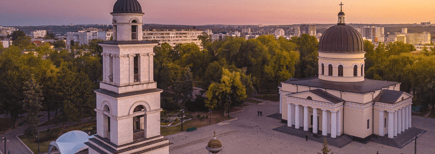 собор Рождества Христова Кишинёв, кафедральный собор Кишинёвской митрополии, собор Рождества Христова Молдова, храм Рождества Христова Кишинёв история, собор Рождества Христова архитектор Мельников, 1orthodoxclub