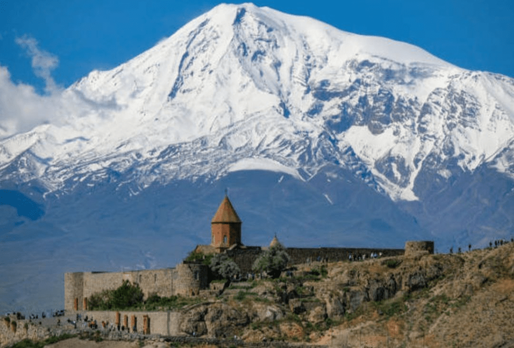 Хор Вирап монастырь Армения, Хор Вирап Григорий Просветитель, темница Григория Лусаворича Хор Вирап, вид на Арарат Хор Вирап, Сурб Аствацацин Хор Вирап 1662, orthodox club