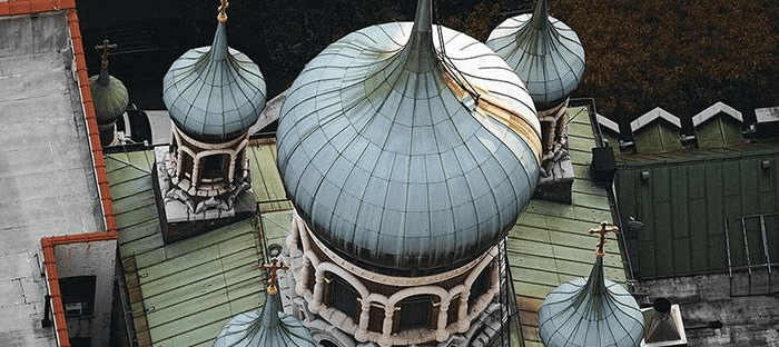 Храм Покрова Пресвятой Богородицы Канакер Ереван, русская православная церковь в Канакере, Покровский храм архитектора Вержбицкого 1916, неорусский стиль луковичные главы в Ереване, русский храм в Армении реликвии икона Покров мощи Николая, orthodox club